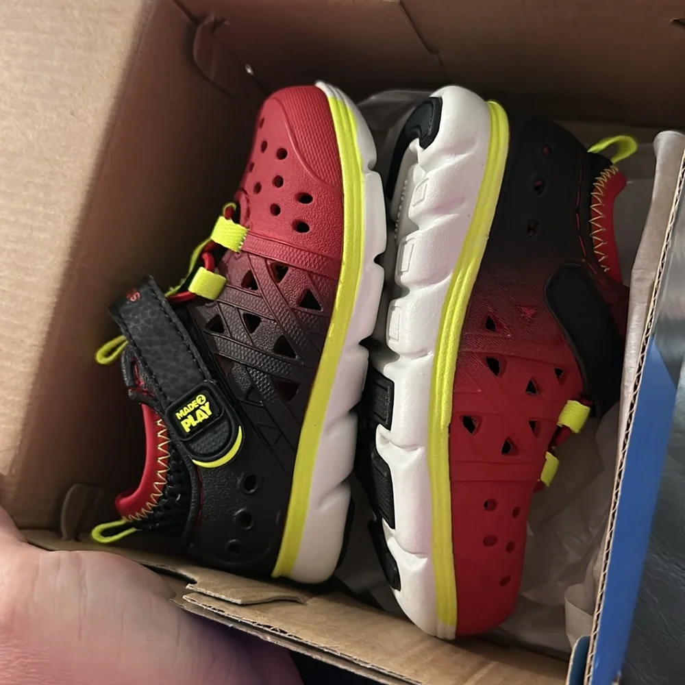 NWT Stride Rite Made2Play Baby Toddler Phibian Water Shoe Sz 4M